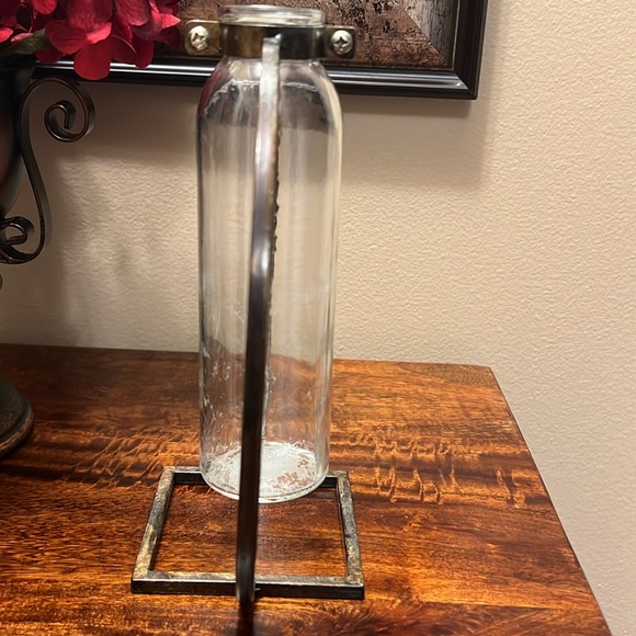 Budvase ~ Metal and Glass Budvase, EUC - Picture 8 of 17